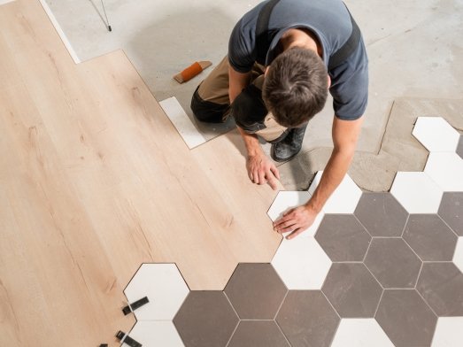 Flooring installation services in Saint Louis